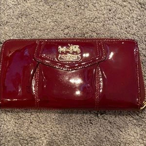 Coach patten leather wallet (red)